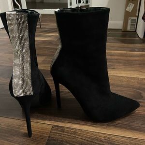 Steve Madden black suede booties with rhinestones✨